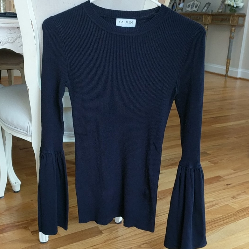 Carmen top sweater Bell sleeve xs navy